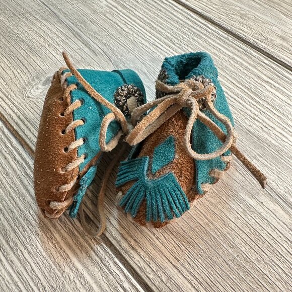 Hand Sewn Turquoise Deer Hide Baby Moccasins - Picture 13 of 16